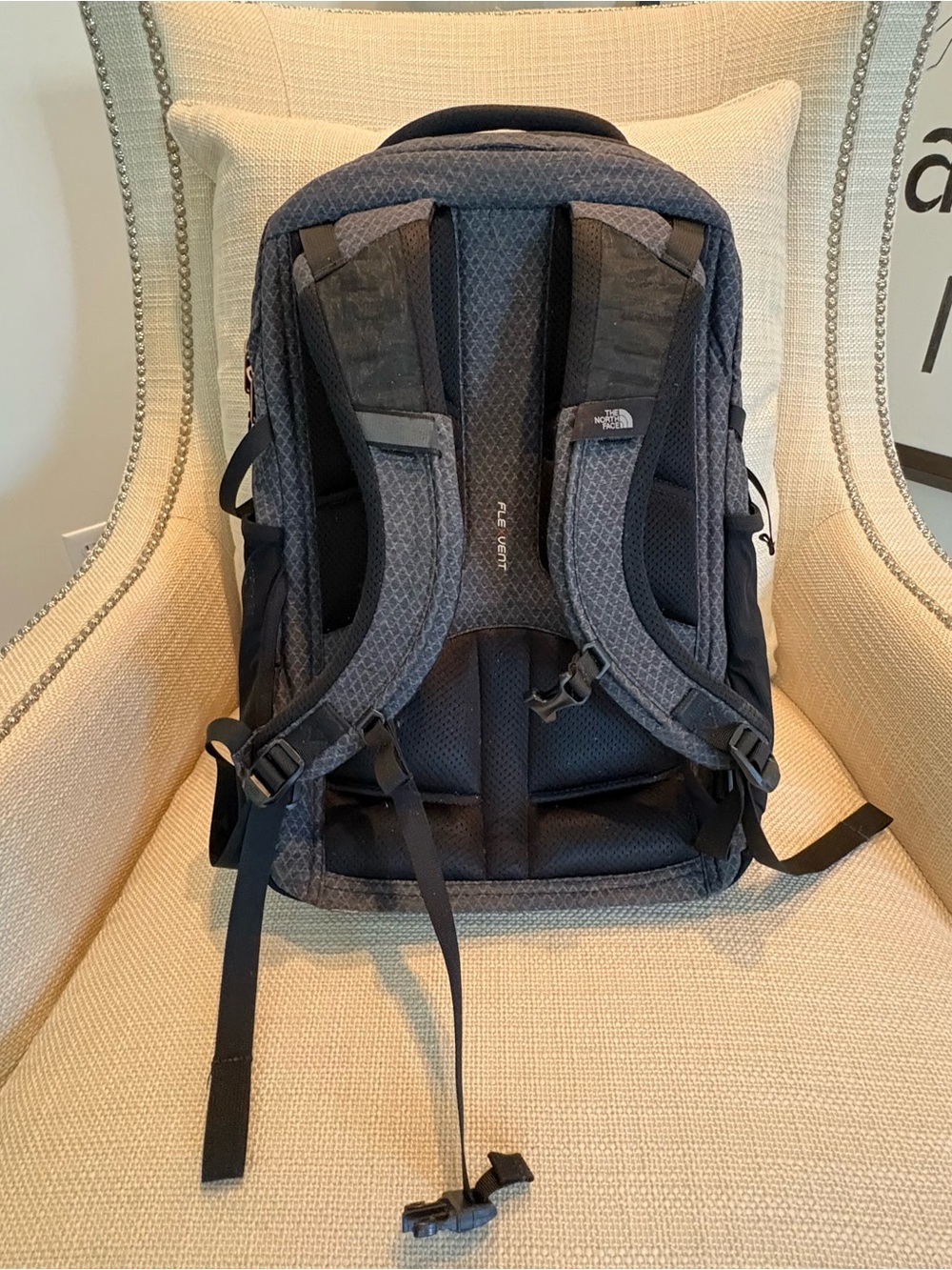 The North Face Recon Luxury Women’s Gray Black Backpack w Rose Gold Accents - Picture 7 of 14